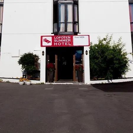 Lofoten Summer Hotel 2*